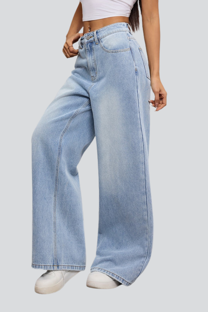 Women’s Wide-Leg Jeans with Button Fastening and Front Pockets
