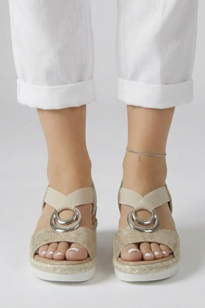Women’s Sandals with Open Toe and Metal Ring Straps