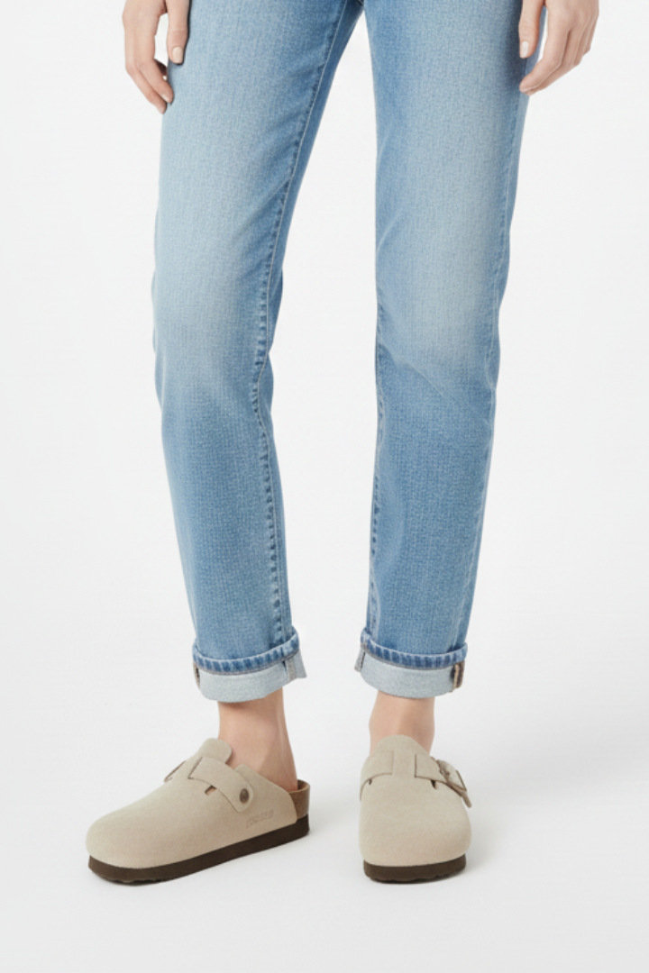 Women’s Slippers with Wide Straps and Moulded Footbed