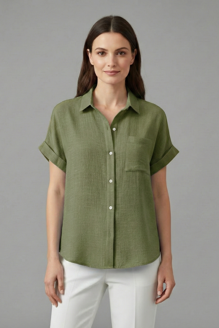 Women’s Blouse with Collar and Short Sleeves