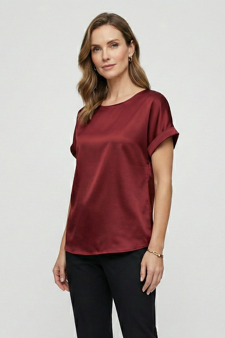 Women’s Blouse with Round Neck and Short Sleeves