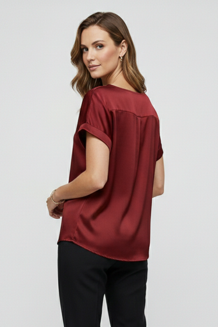 Women’s Blouse with Round Neck and Short Sleeves