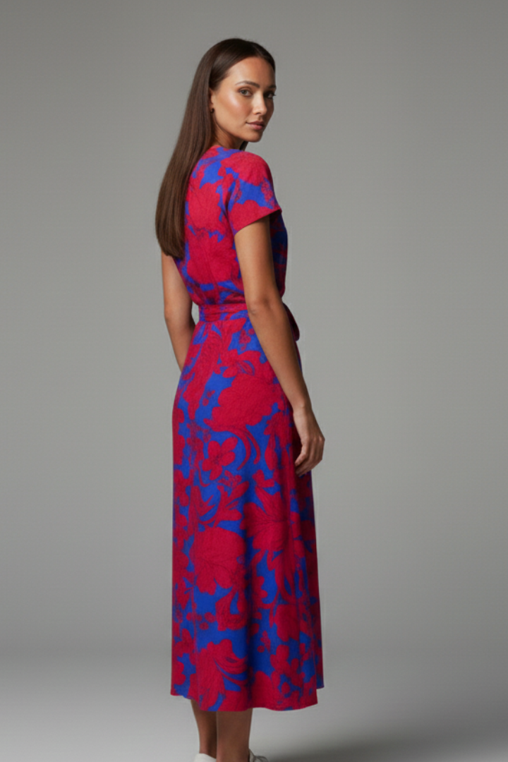 Women’s Dress with V Neckline and Short Sleeves