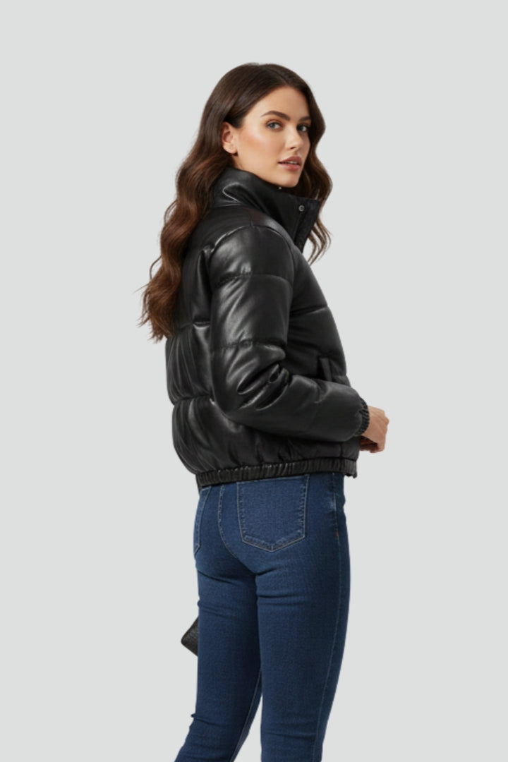 Women’s Jacket with Padded Surface and Zip Closure