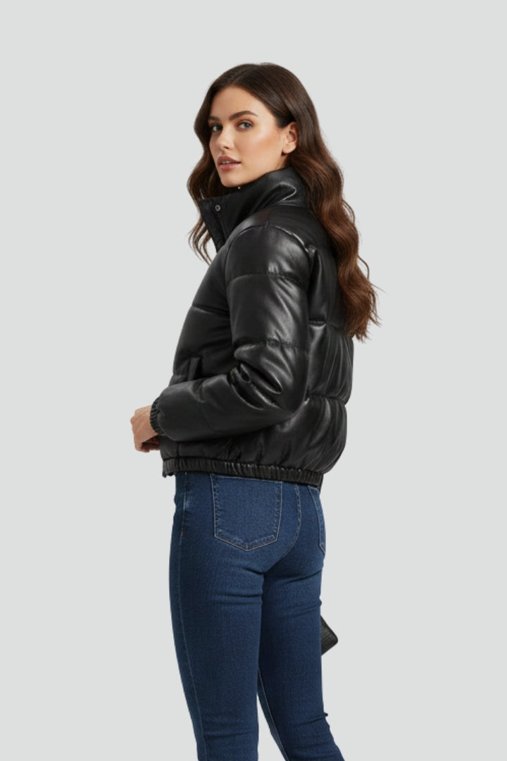 Women’s Jacket with Padded Surface and Zip Closure