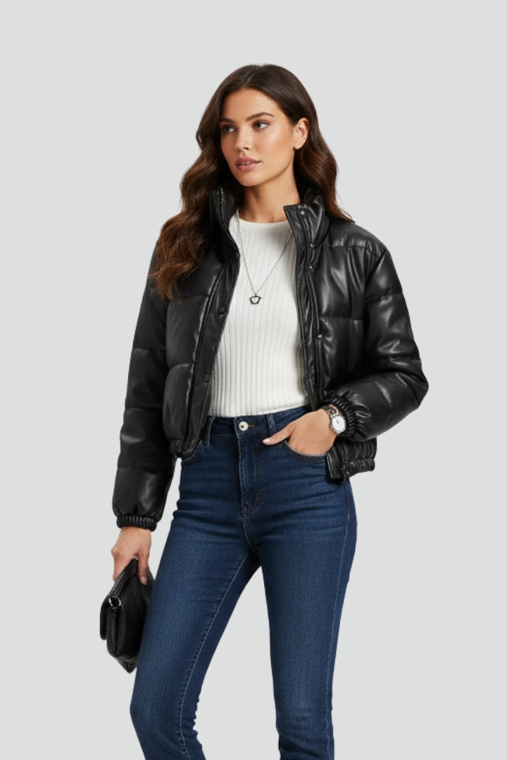 Women’s Jacket with Padded Surface and Zip Closure