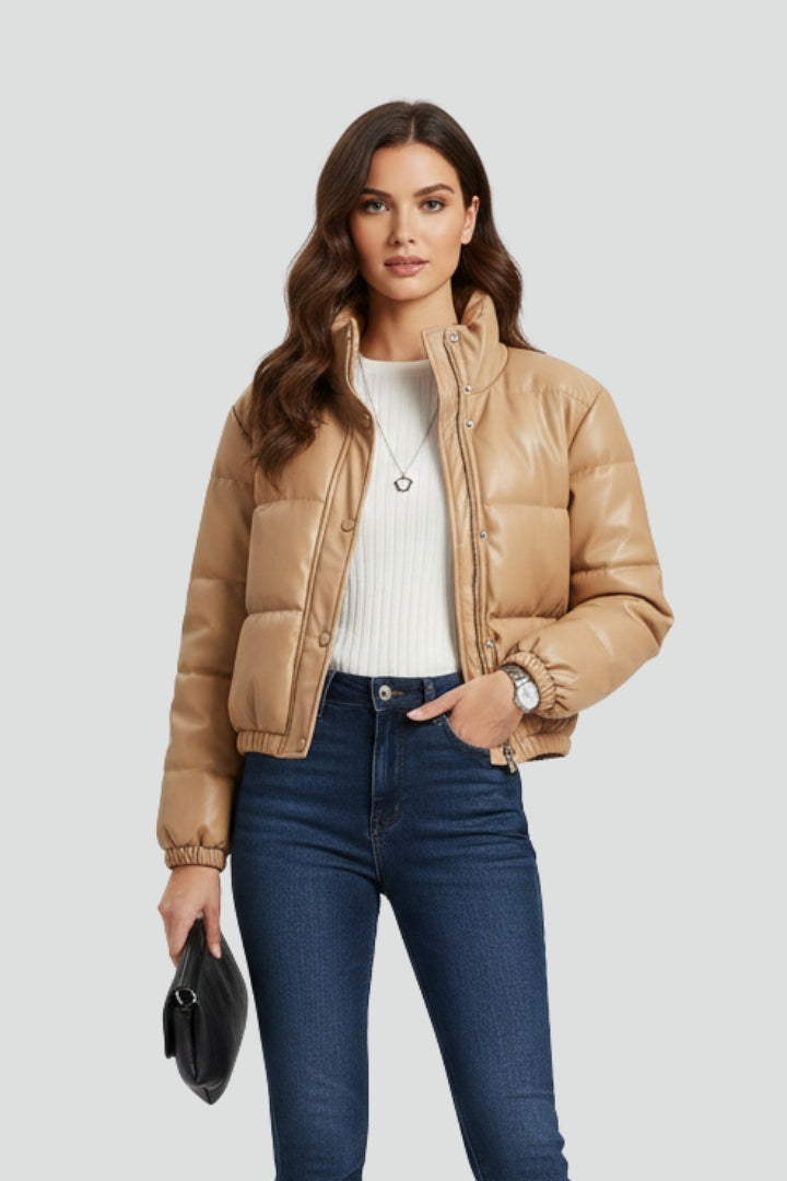 Women’s Jacket with Padded Surface and Zip Closure