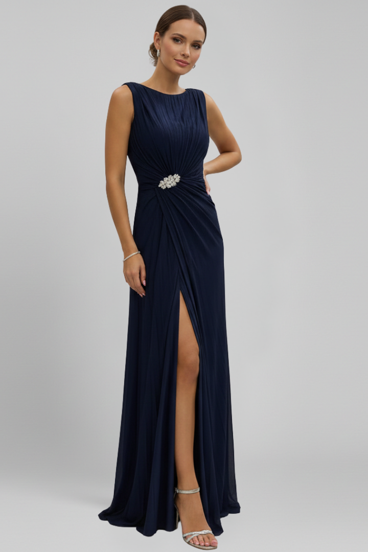 Women’s Maxi Dress with Pleated Surface and Side Slit