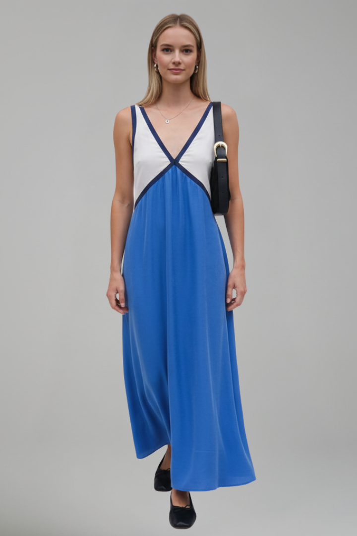 Women’s Maxi Dress with V Neckline and Sleeveless Cut