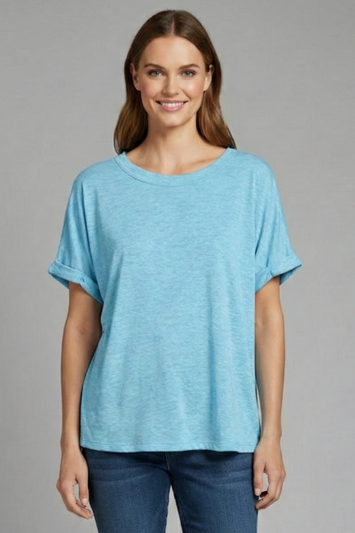 Women’s Oversized T-Shirt with Round Neckline and Rolled Sleeves