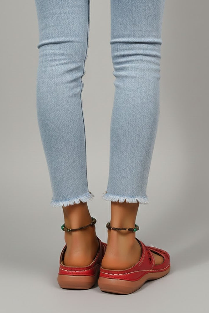 Women’s Slide Sandals with Dual Straps and Decorative Cutouts