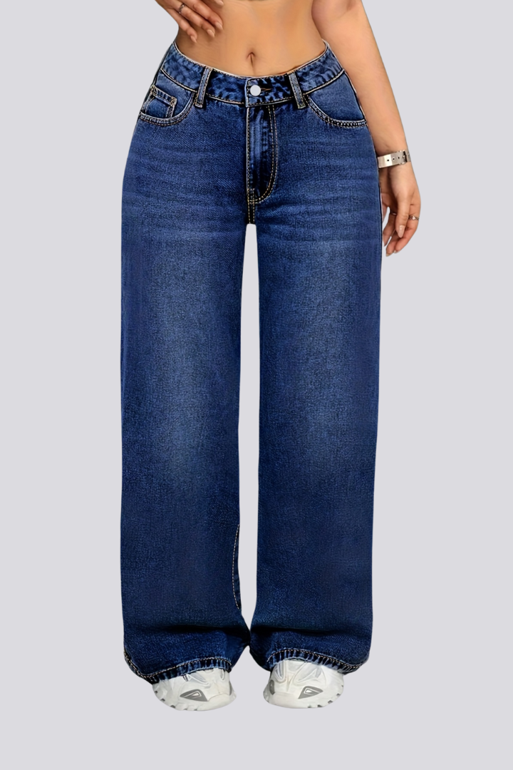 Women’s Straight-Leg Jeans with Button Fastening and Wide Legs