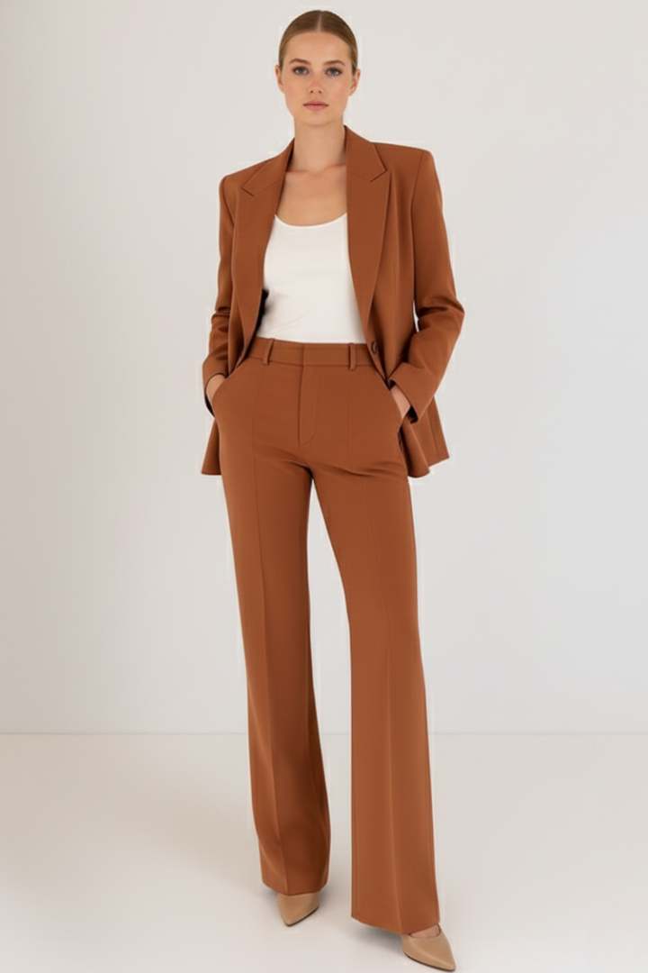 Women's Tailored Two-Piece Pantsuit Set with Blazer and Trousers