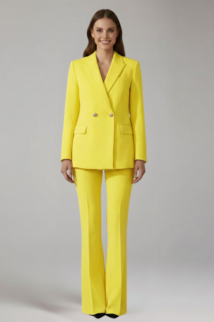 Women’s Trouser Suit with Lapel Collar and Double-Breasted Fastening