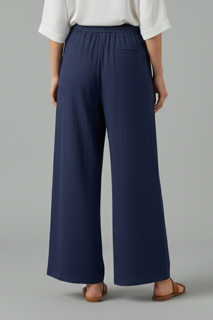 Women’s Trousers with Drawstring and Wide Legs