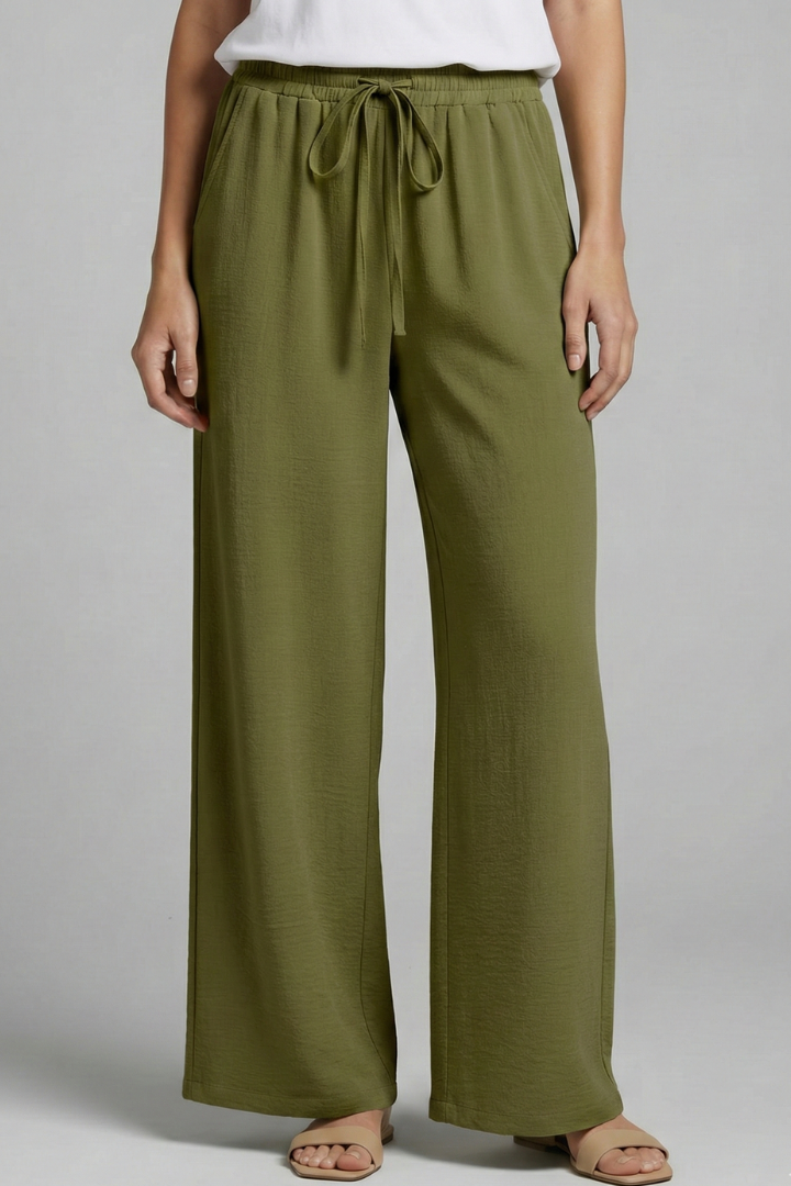 Women’s Trousers with Elastic Waist and Wide Legs