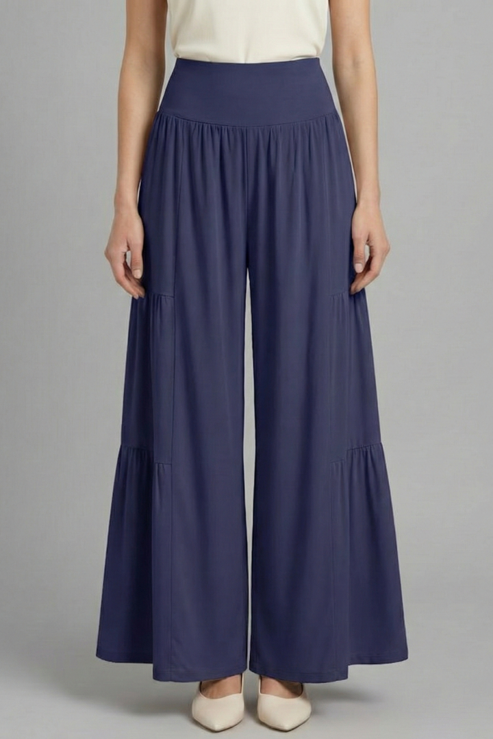 Women’s Trousers with Elastic Waist and Wide Legs