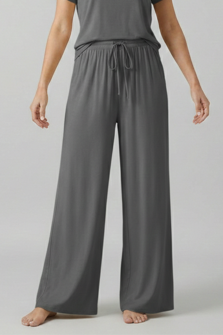 Women’s Trousers with High Waist and Wide Legs