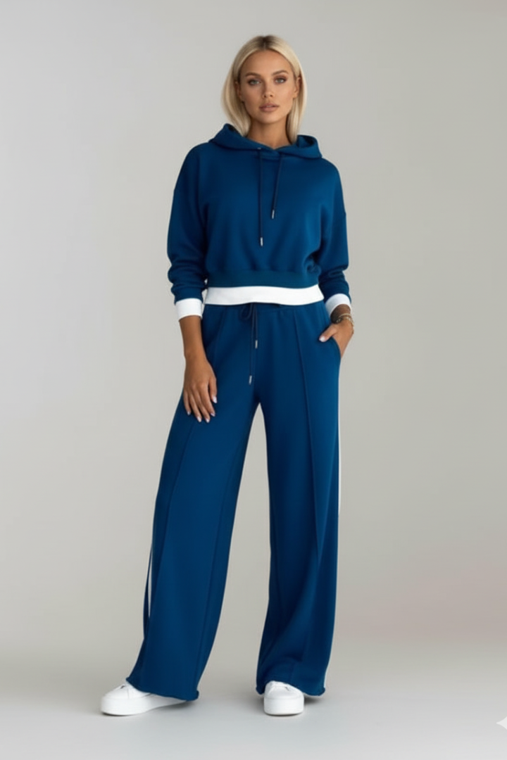 Women’s Two-Piece Set with Hoodie and Wide Trousers