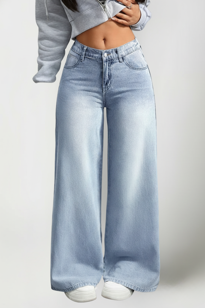 Women’s Wide-Leg Jeans with Button Closure and Long Hem