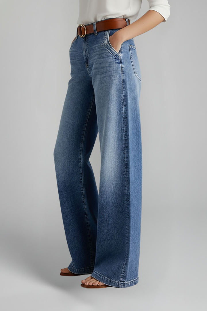 Women’s Wide-Leg Jeans with Button Fastening and Long Hem