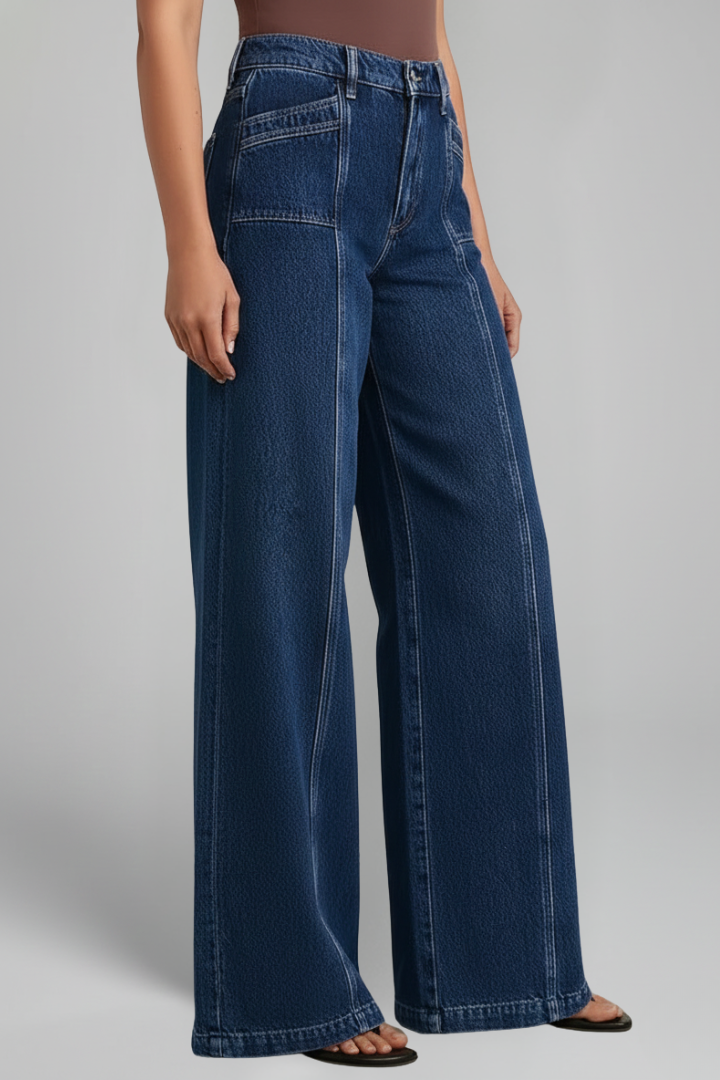 Women’s Wide-Leg Jeans with High Waist and Seam Detailing