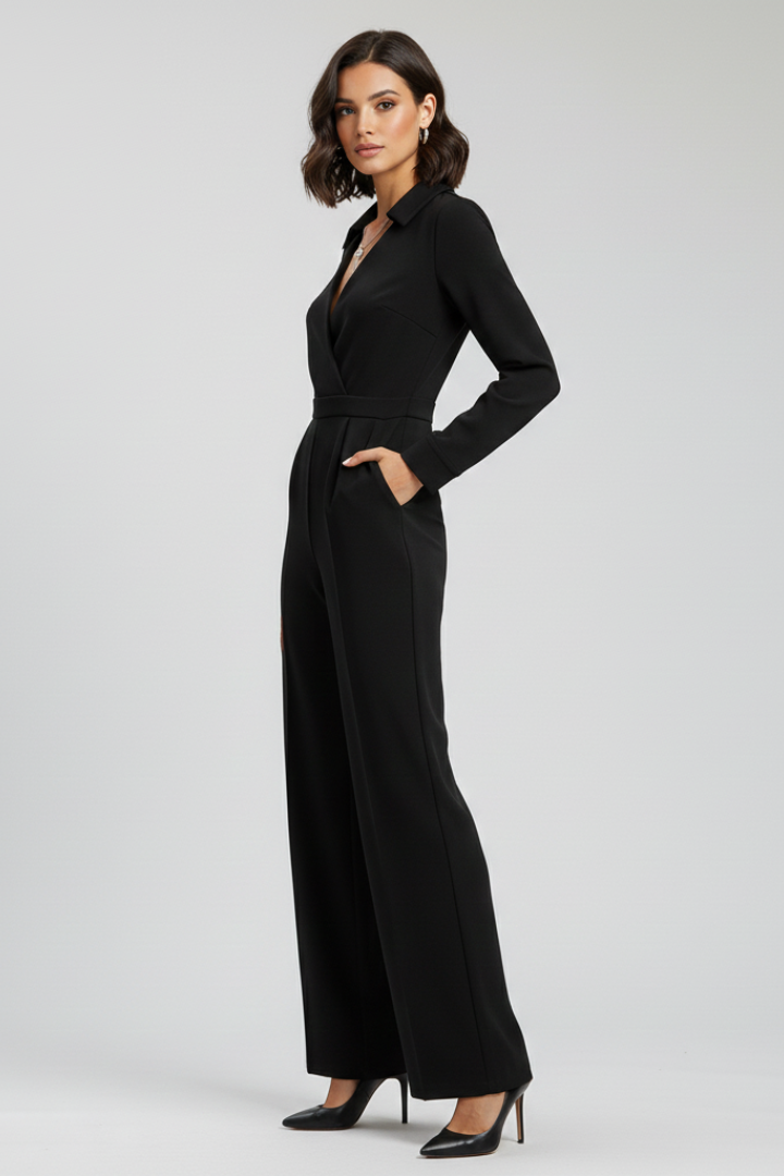 Women’s jumpsuit with shirt collar and wide-leg outline