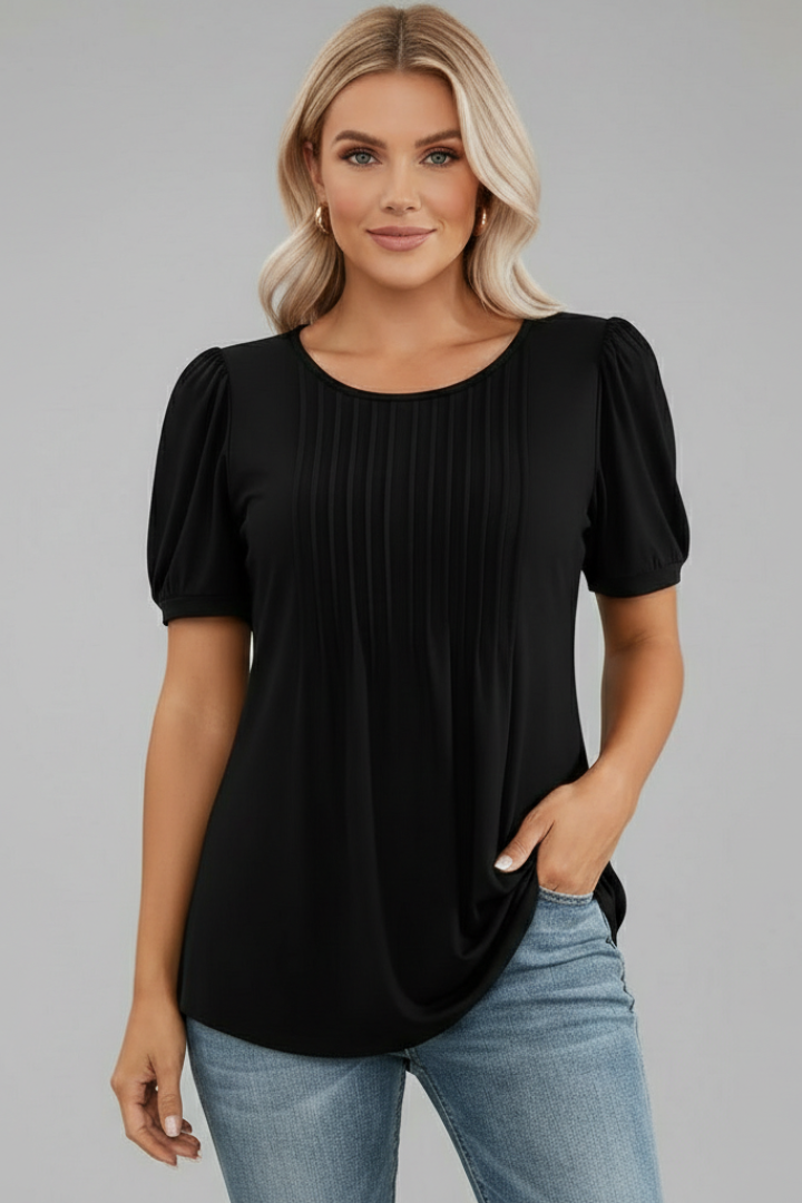 Women’s round neck T-shirt with short puff sleeves