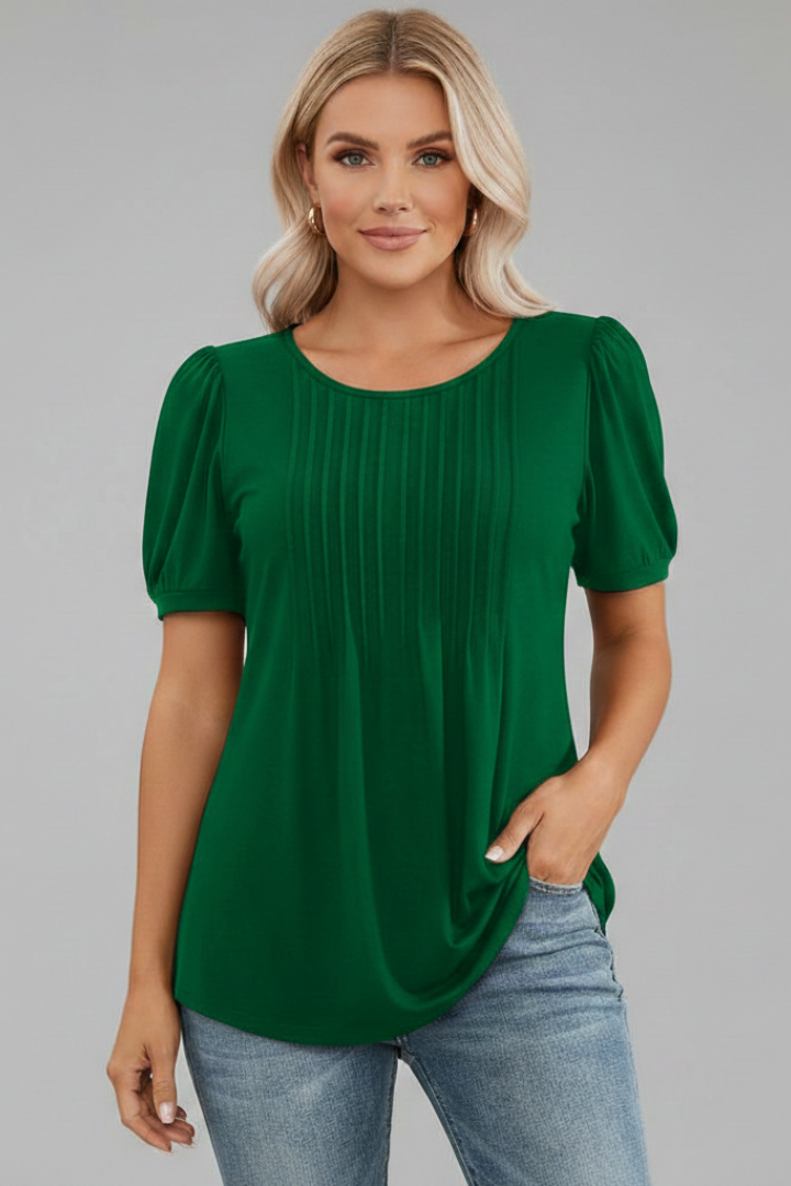 Women’s round neck T-shirt with short puff sleeves