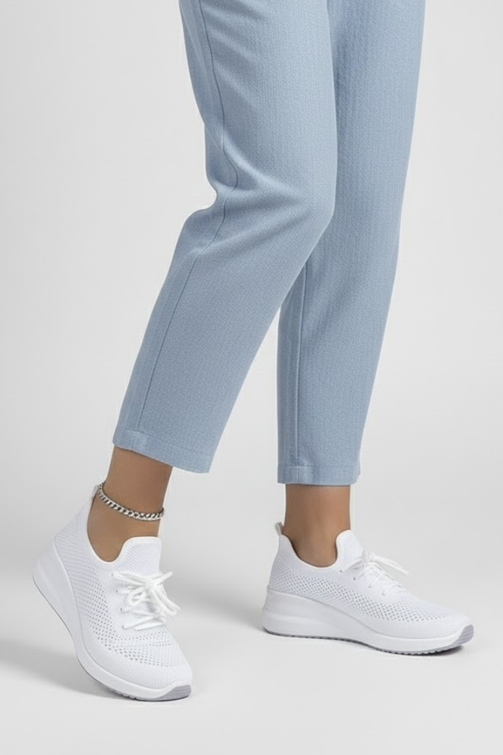 Women’s Knit Sneakers with Lace-Up Fastening and Layered Sole