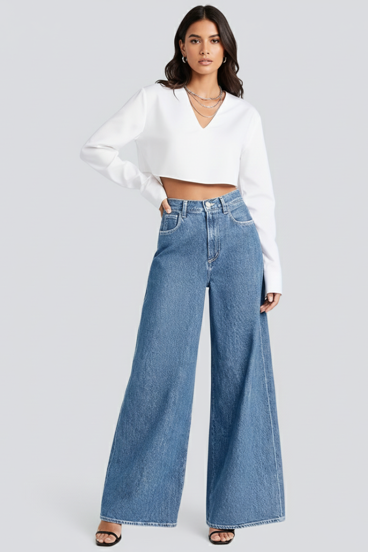 Women’s Wide-Leg Jeans with Button Fastening and High Waist
