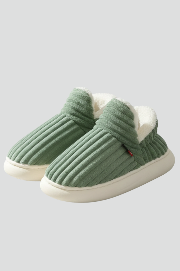 Women Slippers with Ribbed Upper and Inner Lining