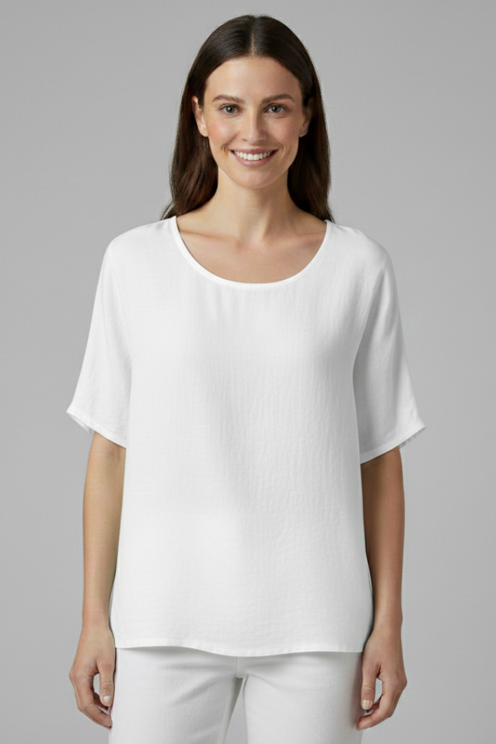 Women T-Shirt with Round Neckline and Loose Sleeves