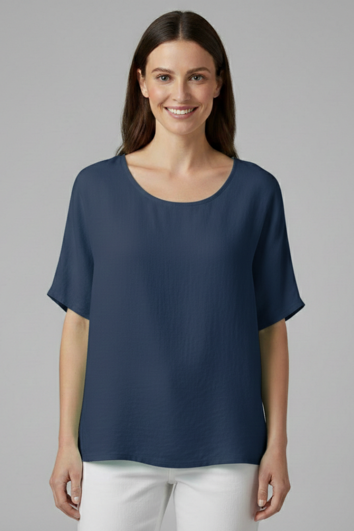 Women T-Shirt with Round Neckline and Loose Sleeves
