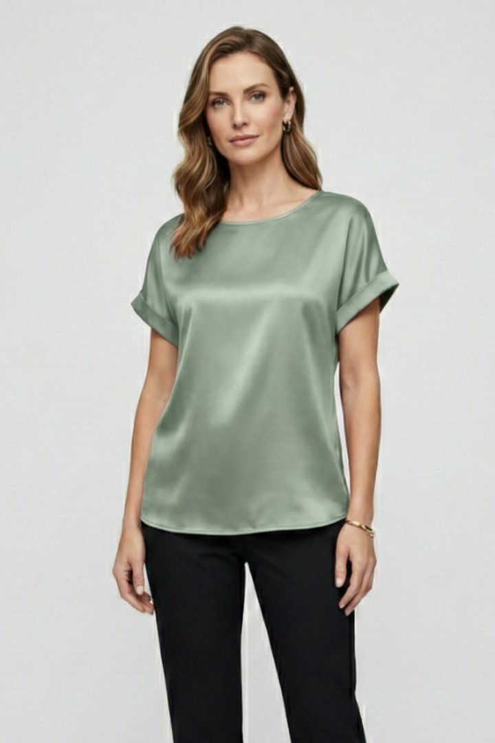 Women’s Blouse with Round Neck and Short Sleeves