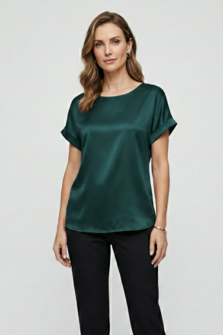 Women’s Blouse with Round Neck and Short Sleeves