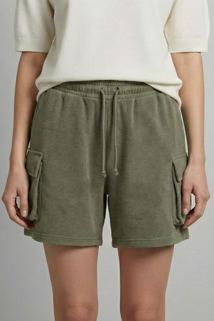 Women’s Cargo Shorts with Elastic Waist and Flap Pockets