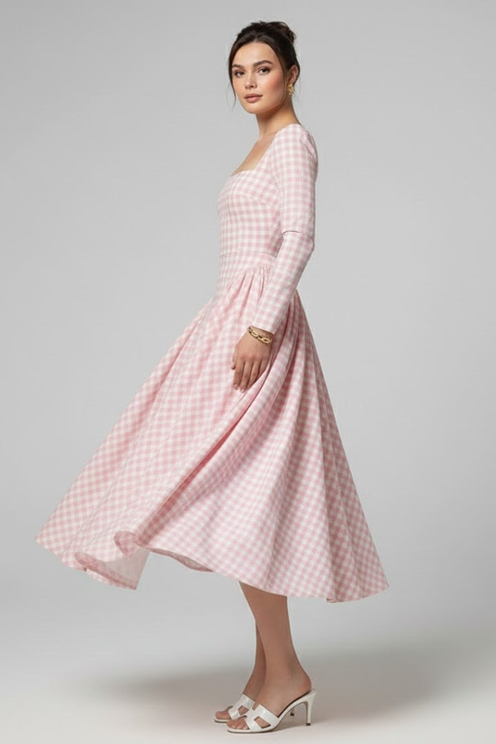 Women’s Checked Dress with Square Neckline and Long Sleeves