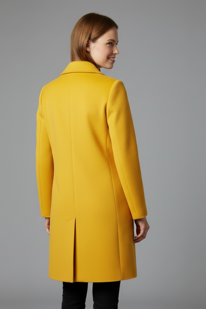 Women’s Coat with Button Closure and Collar