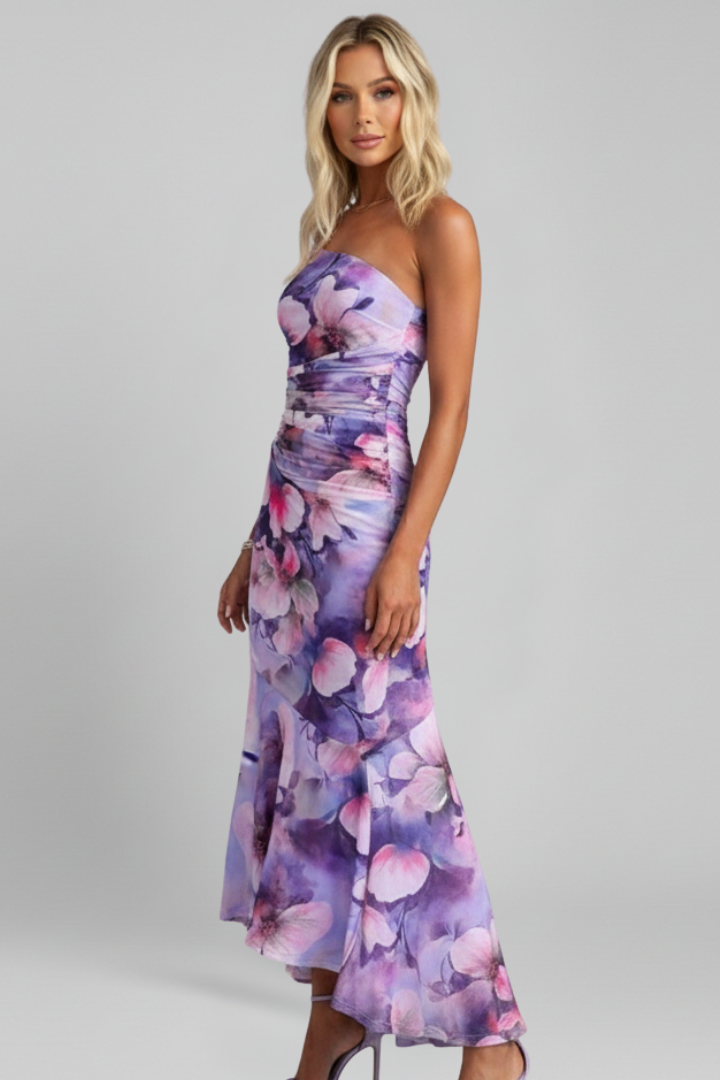 Women’s Dress with One-Shoulder Neckline and Asymmetrical Hem