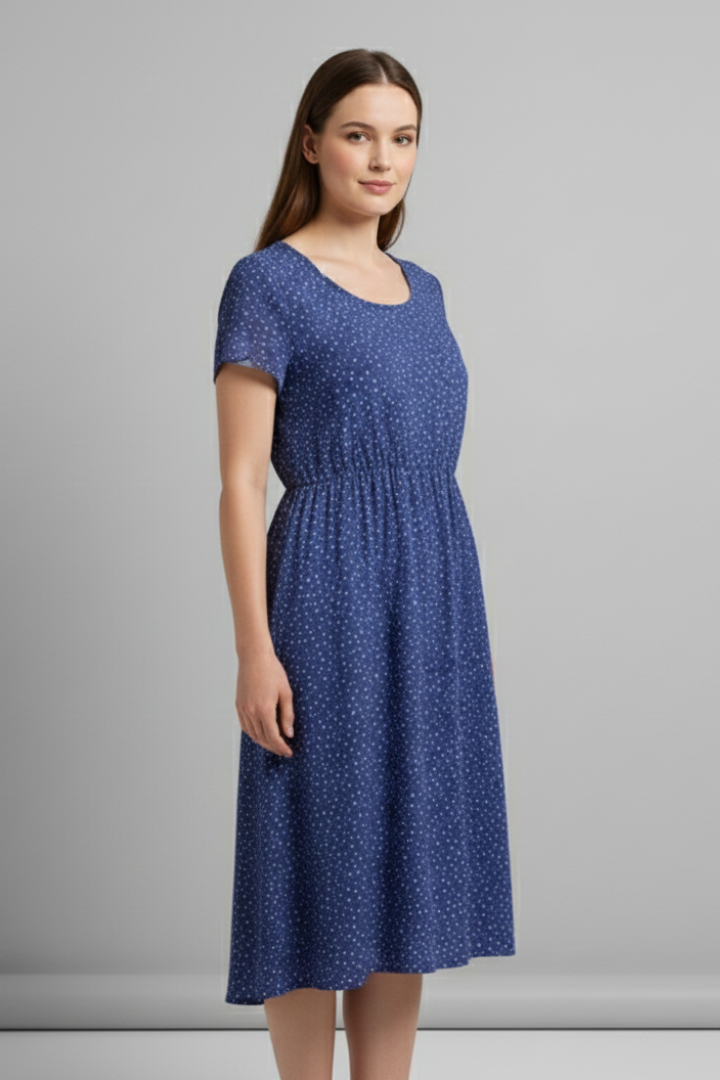 Women’s Dress with Round Neckline and Short Sleeves