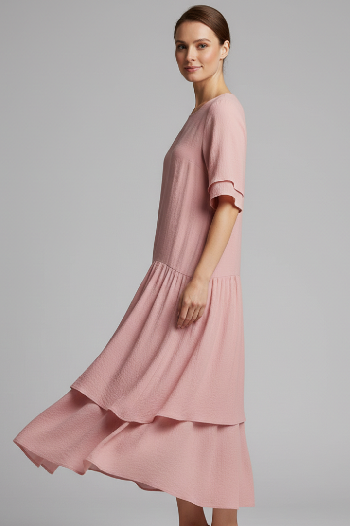 Women’s Dress with Round Neckline and Short Sleeves