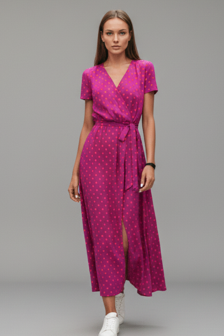 Women’s Dress with V Neckline and Short Sleeves