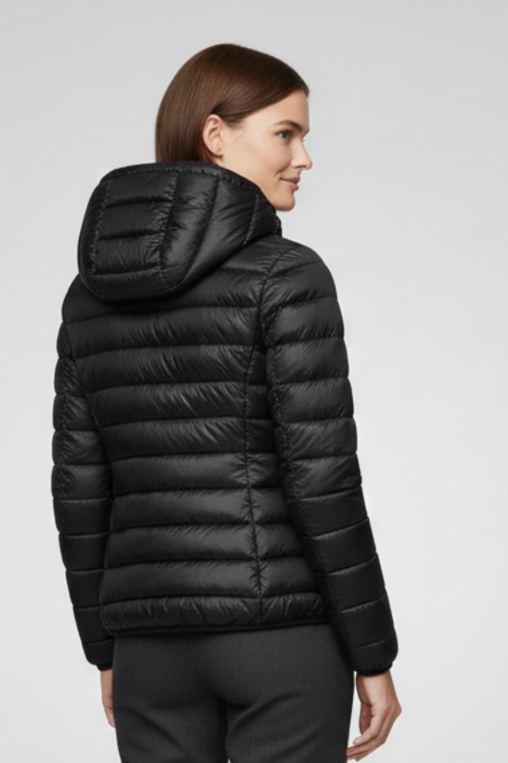 Women’s Hooded Jacket with Zip Fastening and Quilted Surface