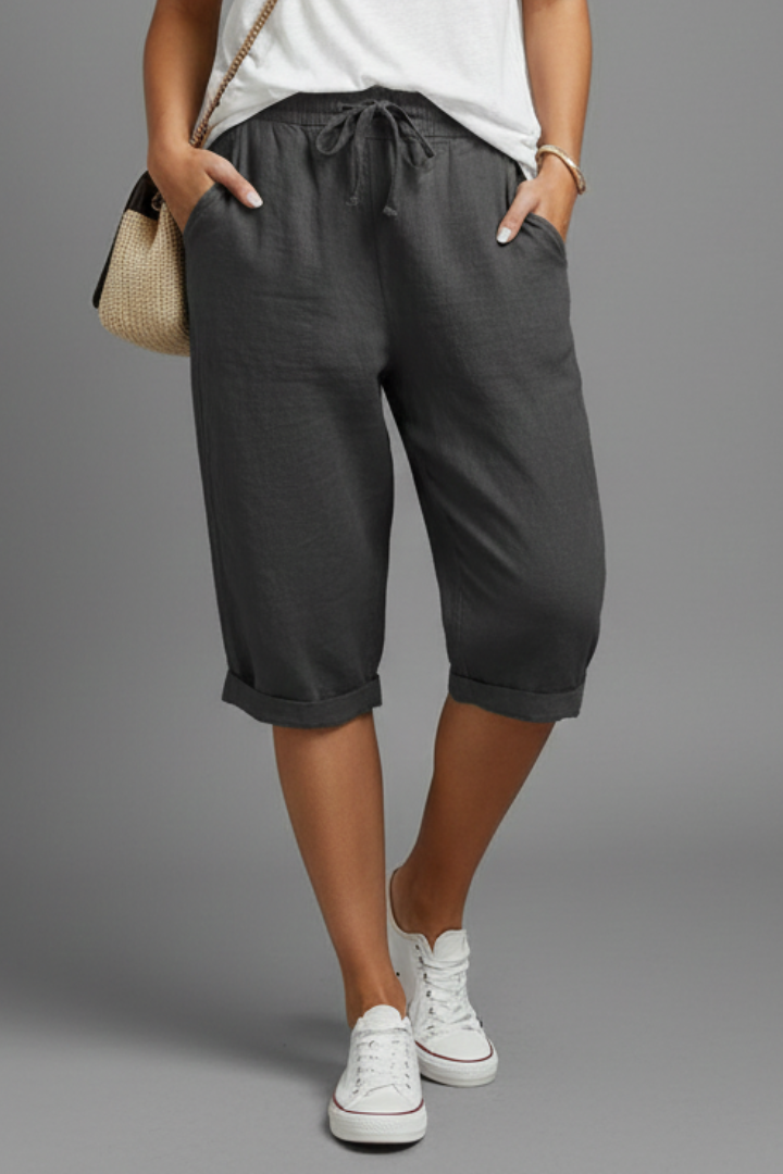 Women’s Knee-Length Trousers with High-Waisted Fit and Straight Legs