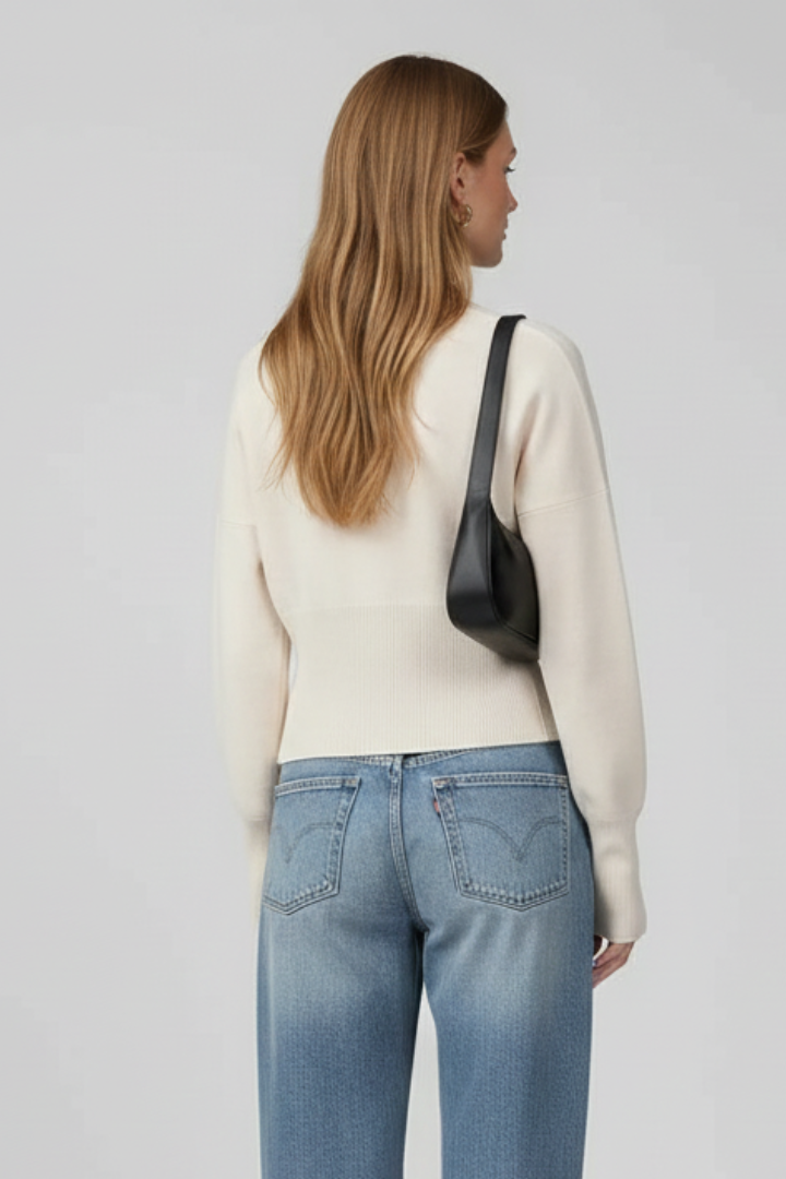 Women’s Knitted Cardigan with Round Neckline and Button-Front Design