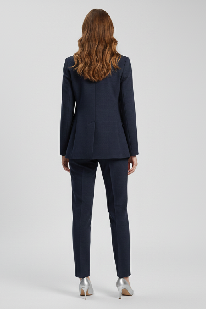 Women’s Long Blazer with Textured Surface and Single Closure