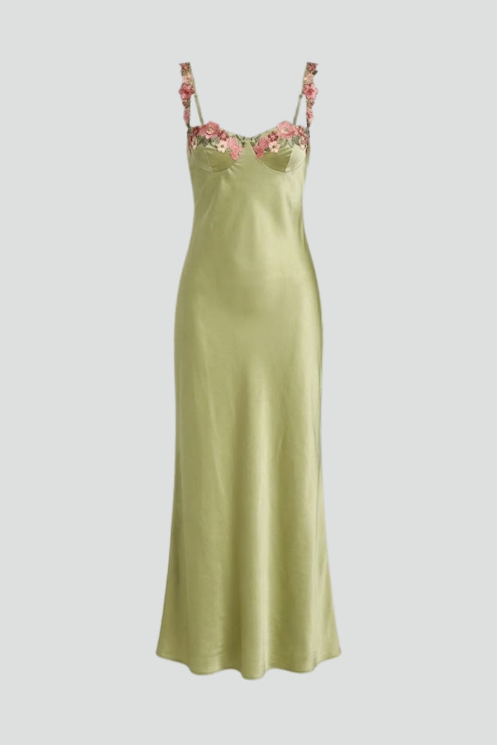 Women’s Maxi Dress with Floral Embroidery and Shaped Silhouette