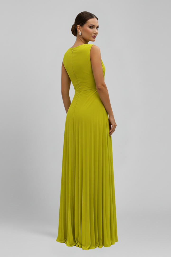 Women’s Maxi Dress with Pleated Surface and Side Slit