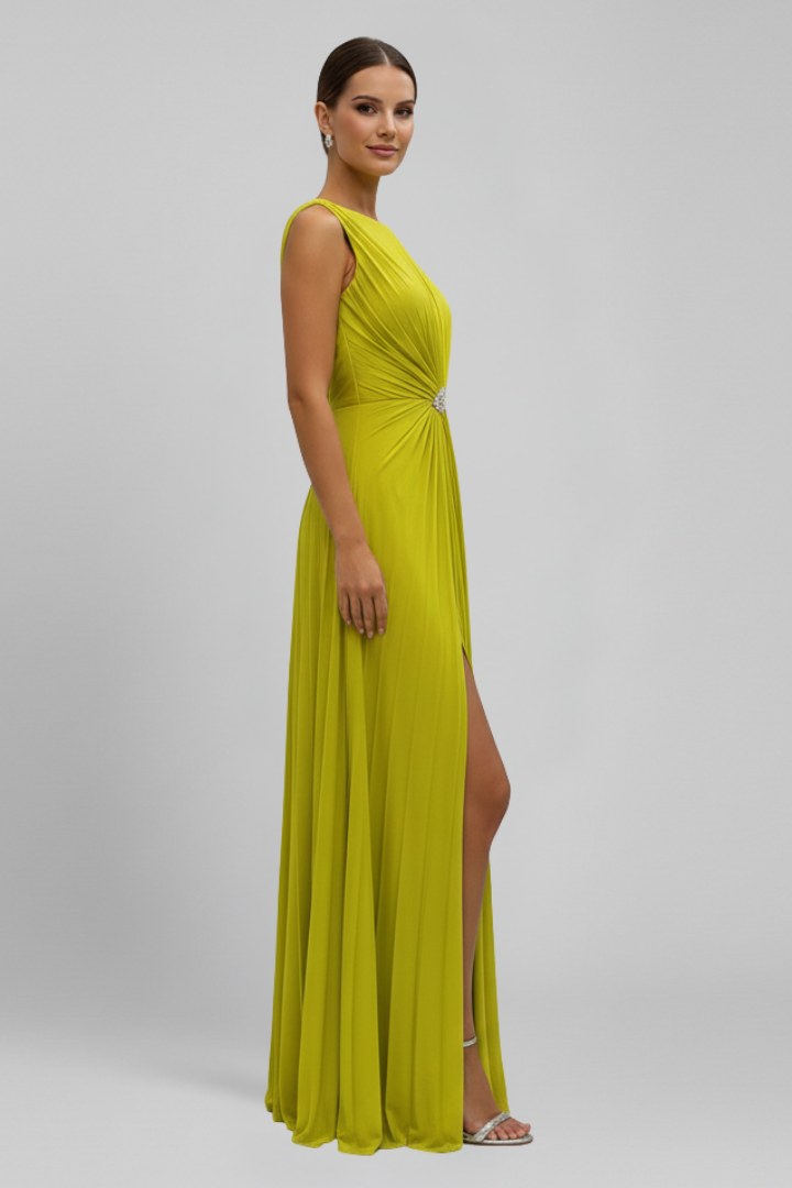 Women’s Maxi Dress with Pleated Surface and Side Slit